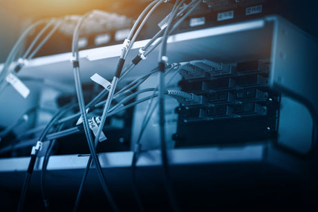 Firewall-Gerät kaufen – was steckt dahinter und welches passt zu Ihrem Unternehmen?